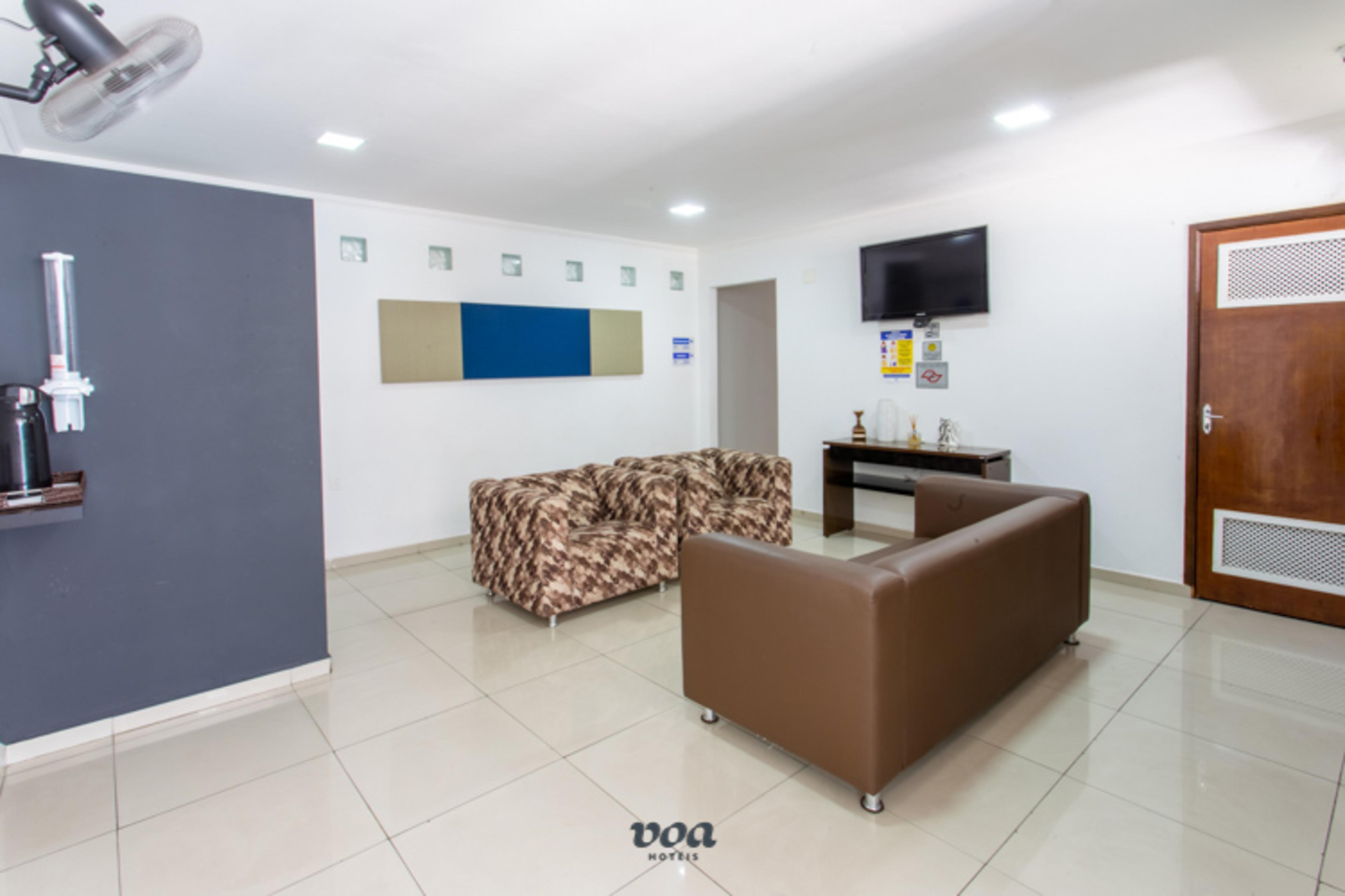 Voa Convenience Hotel 容迪亚伊 外观 照片